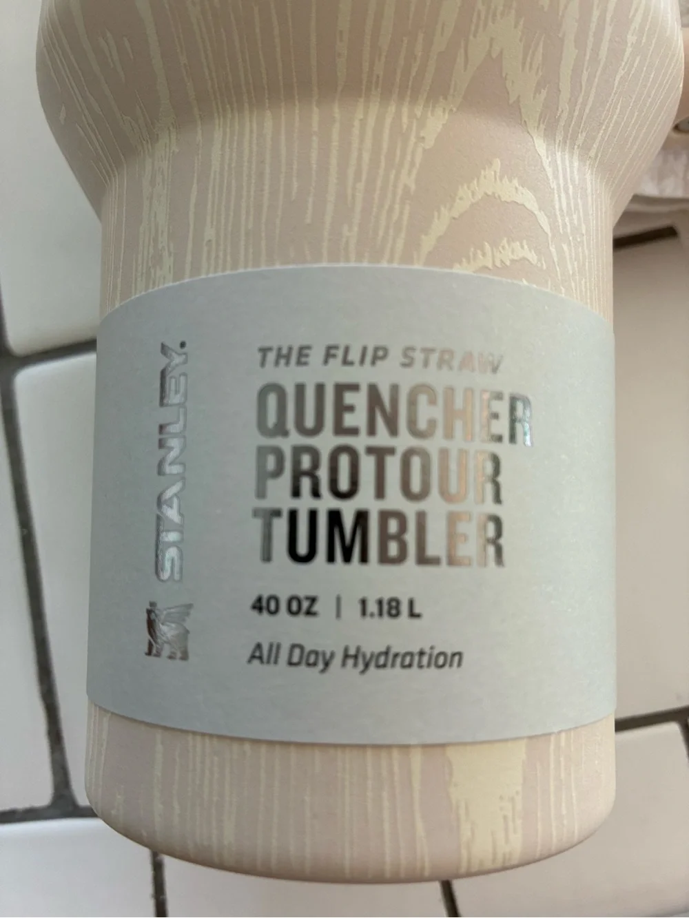 NEW Stanley Quencher ProTour Flip Straw Tumbler Birchwood 40oz - Picture 2 of 4